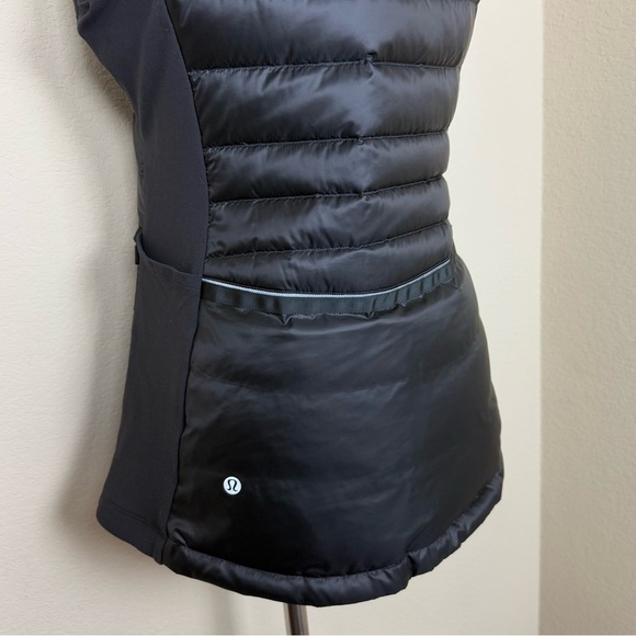 Lululemon Down For A Run Vest II in Black - Picture 13 of 16